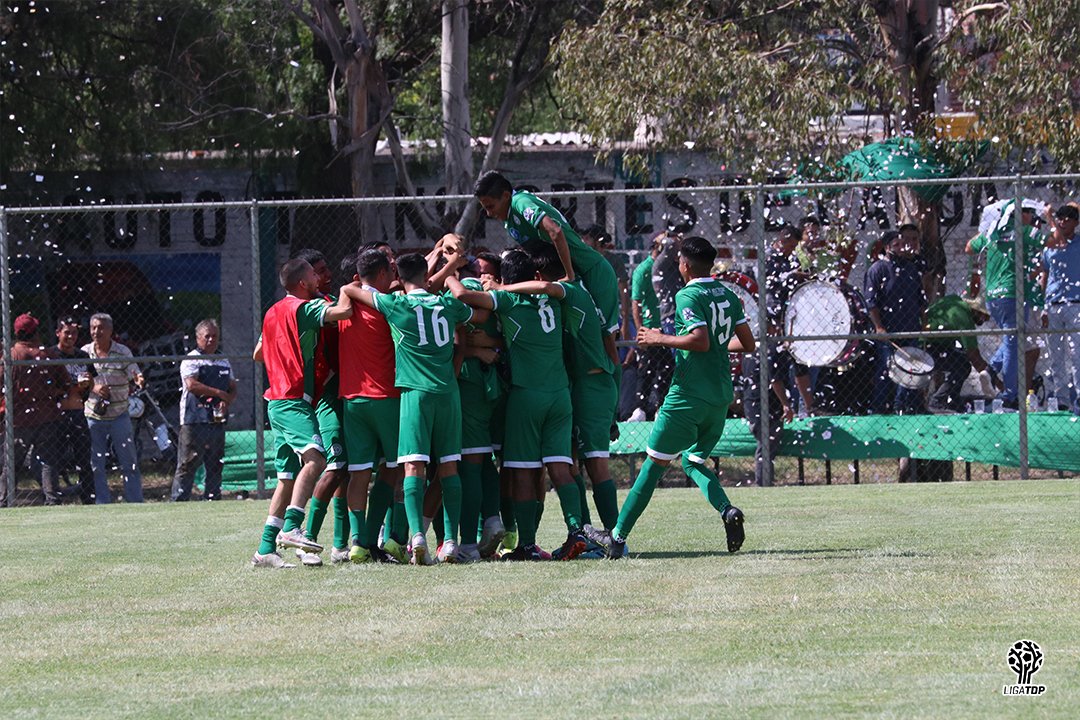 LigaTDP's tweet photo. ¡LOS DELFINES SE IMPONEN! 🤚

Los Delfines De Abasolo Oficial 🐬  hicieron pesar su casa y lograron llevarse una buena ventaja de 5 vs 0 ante #VolcanesdeColima 🌋.

📸 Todas las fotos: https://t.co/2D3Knw7J0e

4tos | Ida | Zona B | Abasolo, Guanajuato.

#CrecemosJuntos https://t.co/uj33vg0tvJ