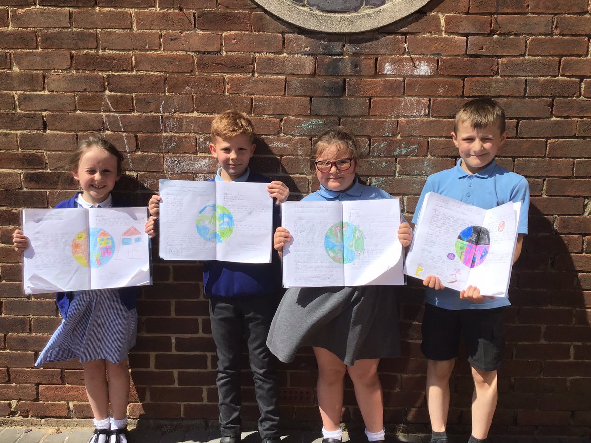 After spending this week learning all about discrimination and equality, today Year 3 have designed their very own Utopia! We had lots of interesting conversations about how we could promote equality in our perfect worlds 🌎 @simonsideschool