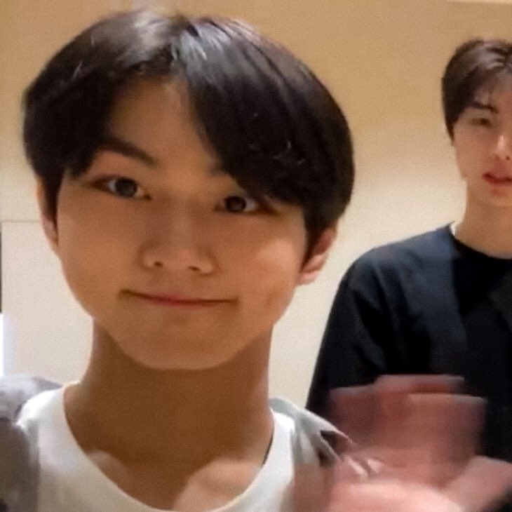 jungwon bread 💙_💙