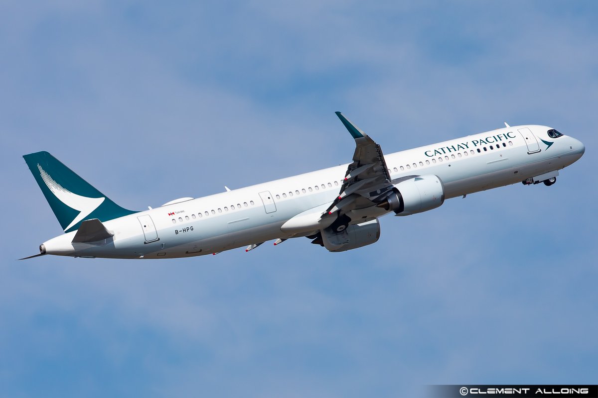 CAlloing's tweet photo. Quick stop this morning for the delivery of another #Airbus #A321neo for @cathaypacific #BHPG and 1st first flight for an #Airbus #A320neoACJ #MIRAS #Avgeeks #Avgeek https://t.co/dIhp2jDT0V