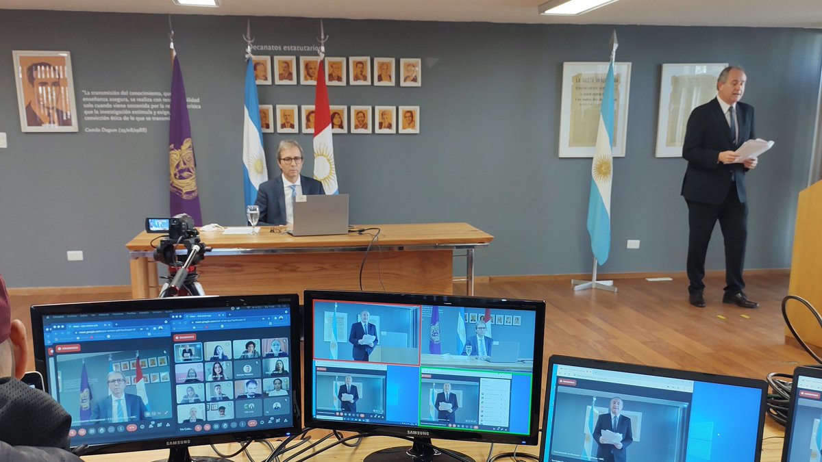 ¡Comenzamos la primera colación virtual de 2021 en <a href="/EconomicasUNC/">Económicas UNC</a>!