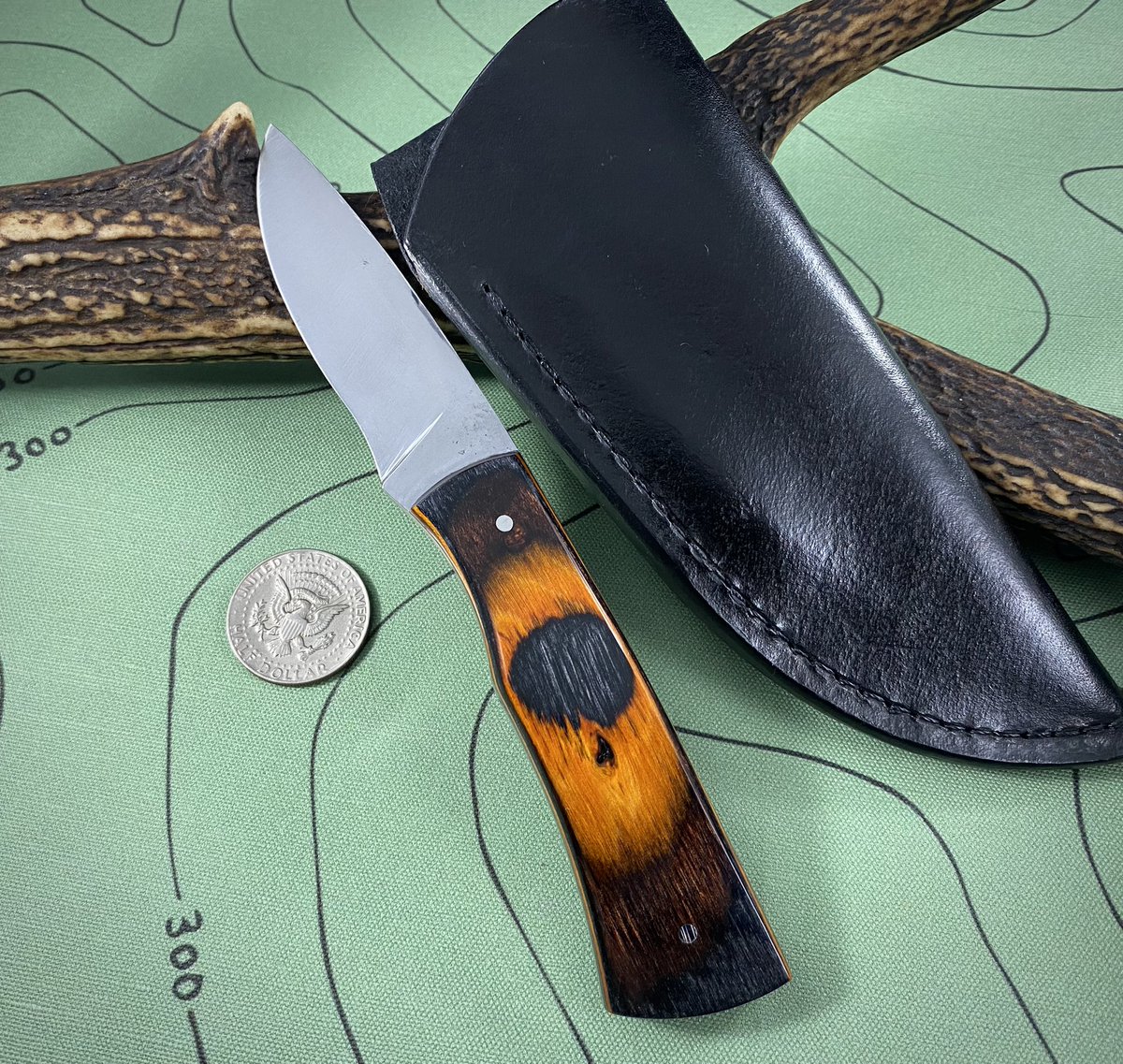 DiplomaticArrow's tweet photo. Need a last minute Father’s Day gift? AVAILABLE - 2 medium size EDC/Utility/skinning knives, 1075 carbon steel, 7.75” overall length, 3.75” cutting edge, dymalux handle with stainless steel pins. 
 $225 each 
Thanks for looking! 
#veteranmade #madeintexas #oneofakind #fathersday https://t.co/24oqXFp2Li