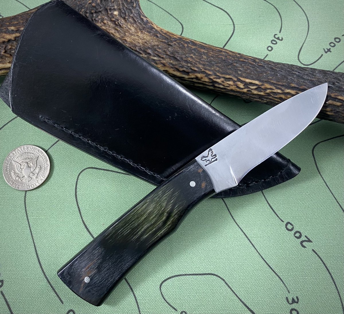 DiplomaticArrow's tweet photo. Need a last minute Father’s Day gift? AVAILABLE - 2 medium size EDC/Utility/skinning knives, 1075 carbon steel, 7.75” overall length, 3.75” cutting edge, dymalux handle with stainless steel pins. 
 $225 each 
Thanks for looking! 
#veteranmade #madeintexas #oneofakind #fathersday https://t.co/24oqXFp2Li
