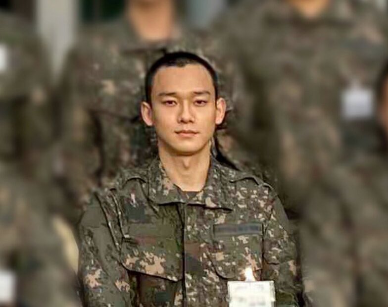 chennietckjd's tweet photo. พี่จงแดก็คือรับตำแหน่งmvpด้านการเงียบหายไปได้เลย เมนคนอื่นเขายังพอมีรูปมีข่าวคราวให้หายคิดถึง ส่วนคิมจงแดน่ะหรอ เข้ากรมไป7เดือนกว่า มี4รูปให้ได้รับชม และใช่ค่ะรูปอัพเดตล่าสุดคือตั้งแต่ปีที่แล้ว  วิถีเมนจงแด คิดถึงก็วนดูรูปเอาเน้อ 🥲 https://t.co/Z5RUPwXYsl