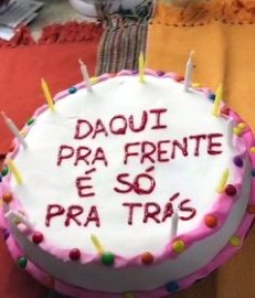 D4HYUNFLWR's tweet photo. @eeeitamari @fatouoficial ela tem 16, mas exatamente pelo jumento ignorar email de vacina e a vacinação lenta, a gente nessa faixa etária so toma ano que vem mesmo, se brincar fica pra 2023 https://t.co/uCJjT7PJri