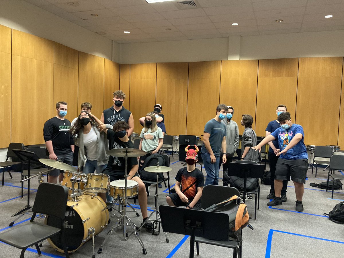 cmsnow2000's tweet image. Thanks for crazy great 4 years 8th grade percussion class. #dmsrocks