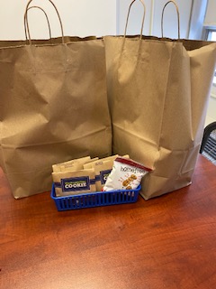 Happy Friday, Red Knights! Thank you to the Doubletree for the yum yums - Michael Bosetti especially! We truly appreciate that you thought of us on our last school day for 2021.  <a href="/DoubleTree/">DoubleTree by Hilton</a>