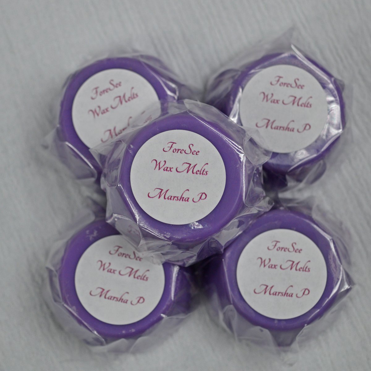 foreseecandleco's tweet photo. Our grand finale! Please welcome to the stage, the incomparable Marsha P! Scented with lilac & rose, she is strong, romantic, & regal, just like our queen mother of the revolution!
#candles #homemadecandles #proudandprogressive #pride2021 #marshapjohnson #marshap https://t.co/DykXODDTIA