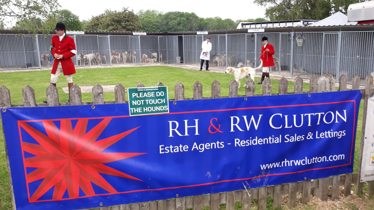 RHRWClutton's tweet photo. We are delighted to continue to be one of the main sponsors of the @SouthEngShows๐ถHound Show! See๐ณ#Forestry๐#Livestock ๐Vintage machinery ๐ดHeavy horse village, showjumping & more. Find @BalcombeSawmill in the 'Discover the Countryside' area! #SEASfun #agriculture #farming https://t.co/UlOlyQ72MC