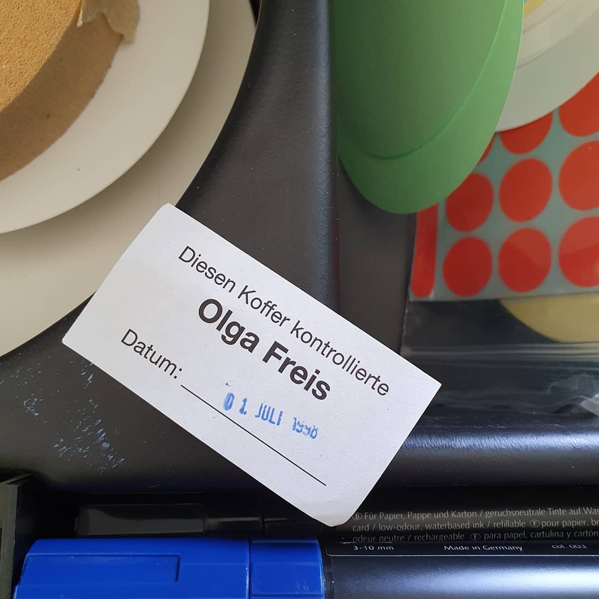 #Fundstück des Tages im einem Moderationskoffer (in einer Verwaltung). Obs den Job noch gibt? #besterjob #RIETHWERKontour