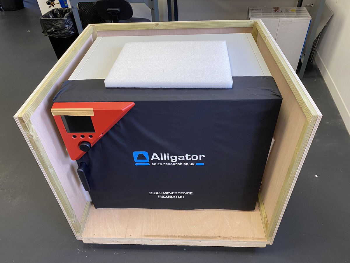 Cairn_Custom's tweet photo. Cairn Alligator incubator ready to ship 👍🏻 
#cairncustom 
#cairnworkshop #bioluminescence #customdesign 
@Cairn_Research https://t.co/tMejSZzbzg