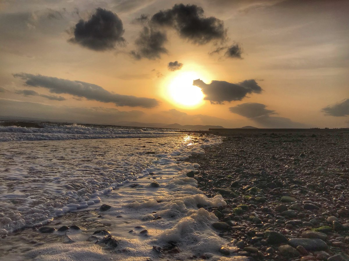 Sunset and a low tide at Chanonry Point on the Black Isle ✨ 

<a href="/VisitScotland/">VisitScotland</a> <a href="/visitnessie/">InvernessLochNess</a> #Highlands #Scotland