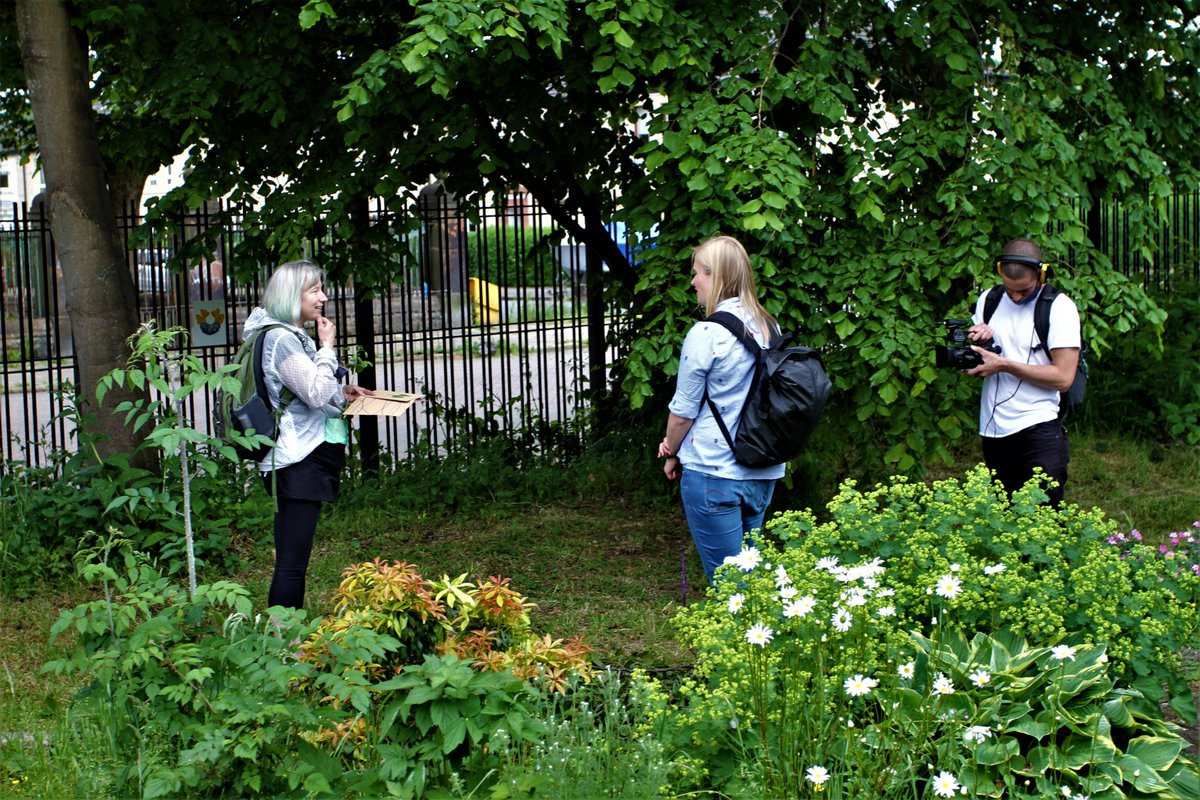 Studio_FV's tweet photo. Yesterday Fablevision Studios' team was in #Govan to film @_kamling at #WheatCafe #Linthouse and @Audsvisual #MoogetyCommunityGarden for #WovenNetwork #WomensNetwork project. @lizfable @tsBeall @dstitch @AilieRutherford https://t.co/oYSLDPy75V