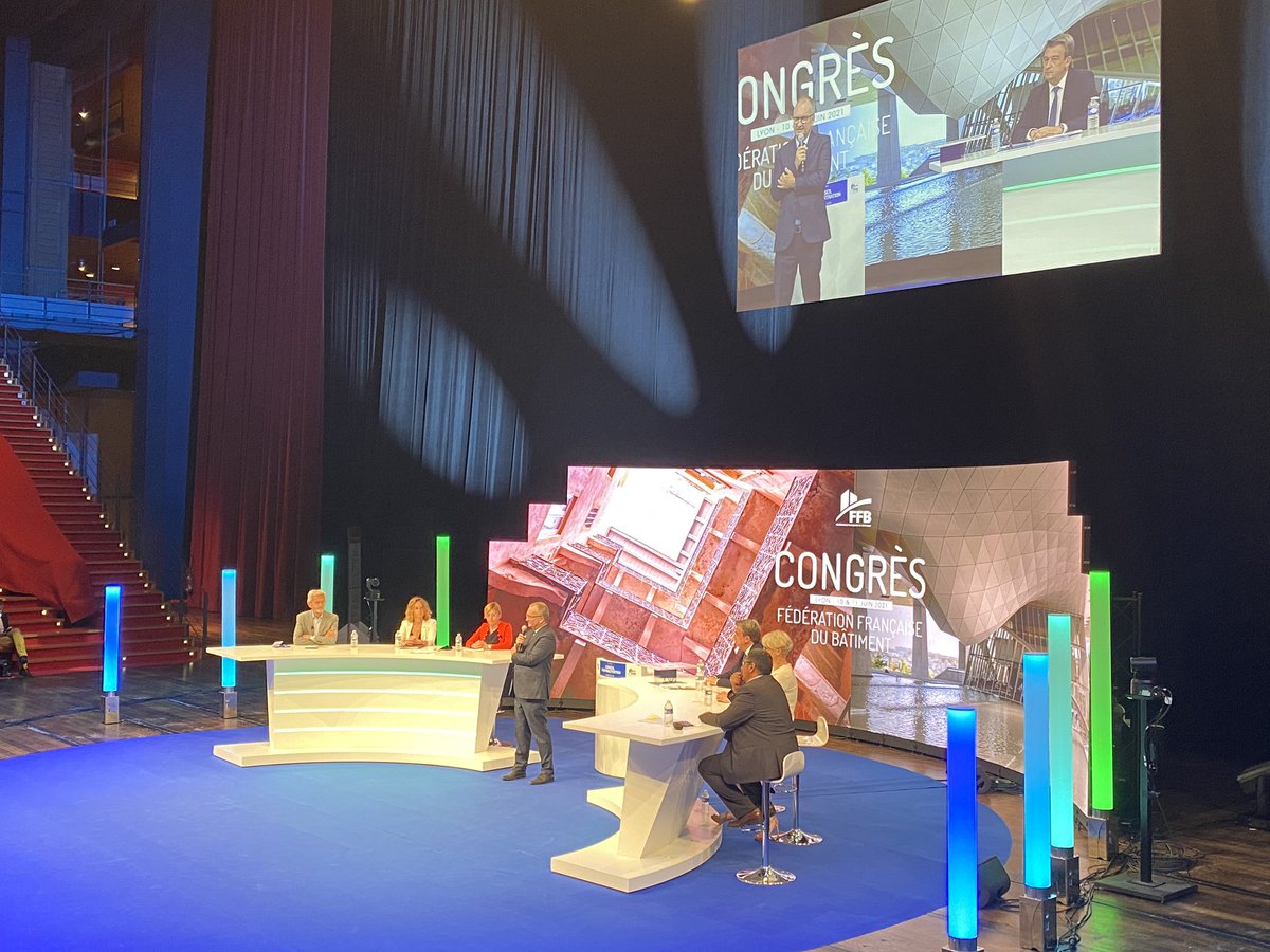 KronGregory's tweet photo. #SMABTP est partenaire du Congrès de @FFBatiment. Fier et heureux de contribuer à réunir la famille du #Batiment avec #PassSanitaire! Merci aux présidents @OSalleron et @chanutj et à tous les adhérents. 
 #Construction #Assurance #EGC2021 @GroupeSMA @EmmWargon @FGalthie @lyoncap https://t.co/2cHXKiqRBl