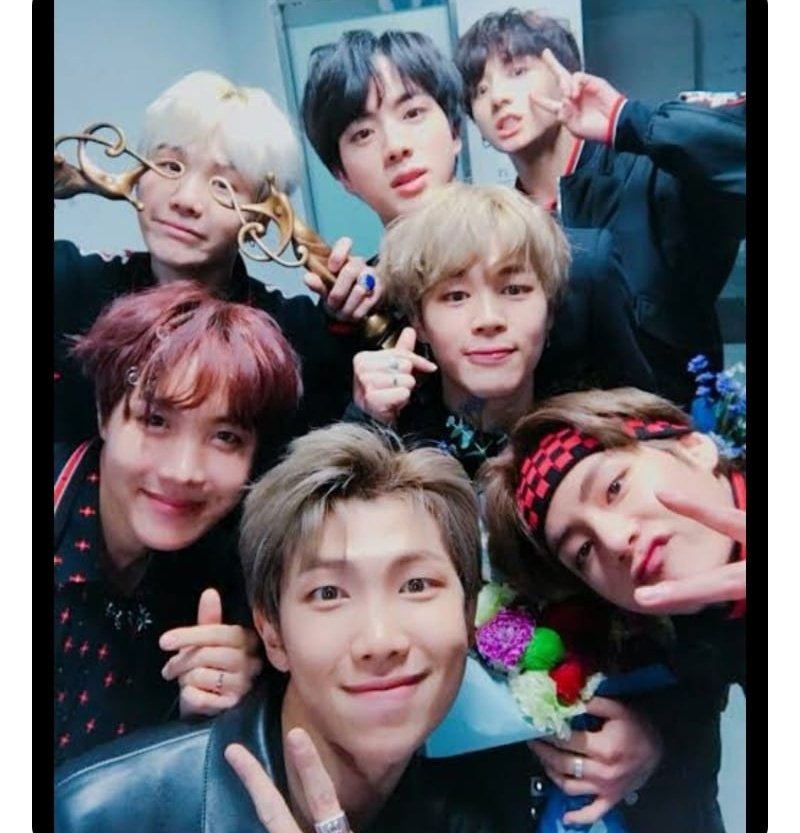 FaiZu_17's tweet photo. purple u all💜✨
#WeWantBTSinBD
#BDwithButter
#WeWantBTSinBangladesh
#BangladeshiArmysLoveBTS
#BangladeshWithButter
#BDstreamingButter https://t.co/wTP5pXmm5X