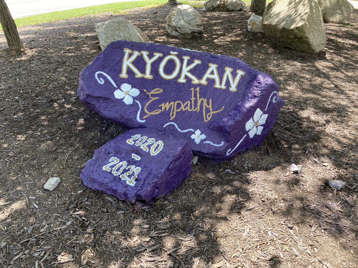 CounselorHanger's tweet photo. Congratulations to Kyokan!
@SPES_Eagles 2020-2021 Emmett’s Mayhem in May Power Points Nest Battle Winners! @CounselorAJC and I had fun designing and painting this huge rock in their honor. #bobrossintraining #counselorartistwannabes
#wewillkeepourdayjobs https://t.co/rgqRRyvqEX