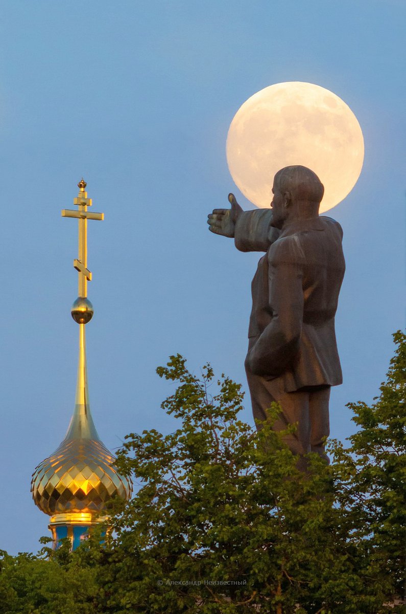 KMYVNoUEp6yedOB's tweet photo. @adurilov Ты друг чувствительным сердцам, Всегда надеждой обольщенным, Всегда тоскою изнуренным! Что нас за гробом ждет, не знает и мудрец. Н.Карамзин https://t.co/nSqGQYfDgG https://t.co/NwpenROZhb