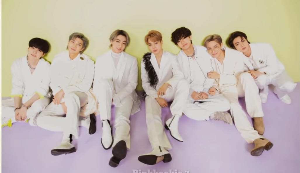 CurlyFirefly7's tweet photo. #WeWantBTSinBD
#BDwithButter
#WeWantBTSinBangladesh
#BangladeshiArmysLoveBTS
#BangladeshWithButter
#BDstreamingButter https://t.co/yVYCuZ0ycx