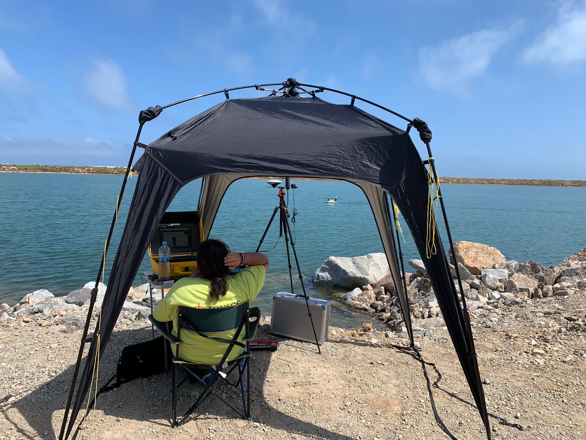 gpaseabots's tweet photo. Would like to see one of our open-air offices? 😉 From there, we monitor every mission carried out by our #USVs. #navalrobotics #marinerobotics #robotics #marinedrones #drones #drone #drons #dron #USV #SB100PRO #SB100Cleaner #marineengineering #HappyFriday #HappyWeekend https://t.co/dNvGilofbL