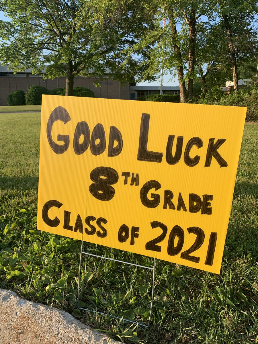 AndyGignac's tweet photo. Our last @WestHillsMS leadership project with some positive messages and warm wishes for our 8th grade class of 2021!  @melisspalmeri @bhschools @bhswatson https://t.co/V0mMCy1jdM