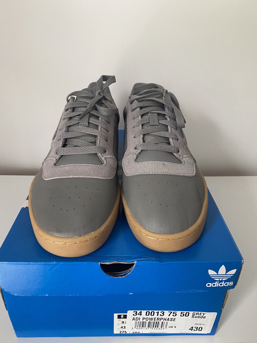 thomaswatts23's tweet photo. FOR SALE 

Adidas Powerphase Size 9

Great condition, worn once, with original box

£40 all in

@RetroSolesUK @adiFamily_ 
#adidasoriginals #adidas #Adifamily https://t.co/Tp86FTGqWR