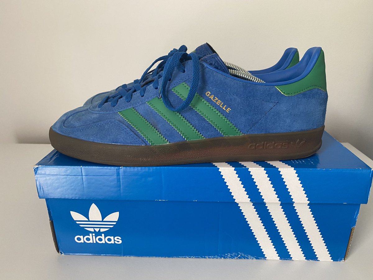 thomaswatts23's tweet photo. FOR SALE 

Adidas Gazelle indoor Size 9

Great condition with original box

£45 all in

@RetroSolesUK @adiFamily_ 
#adidasoriginals #adidas #Adifamily https://t.co/b5vwGfvSI7