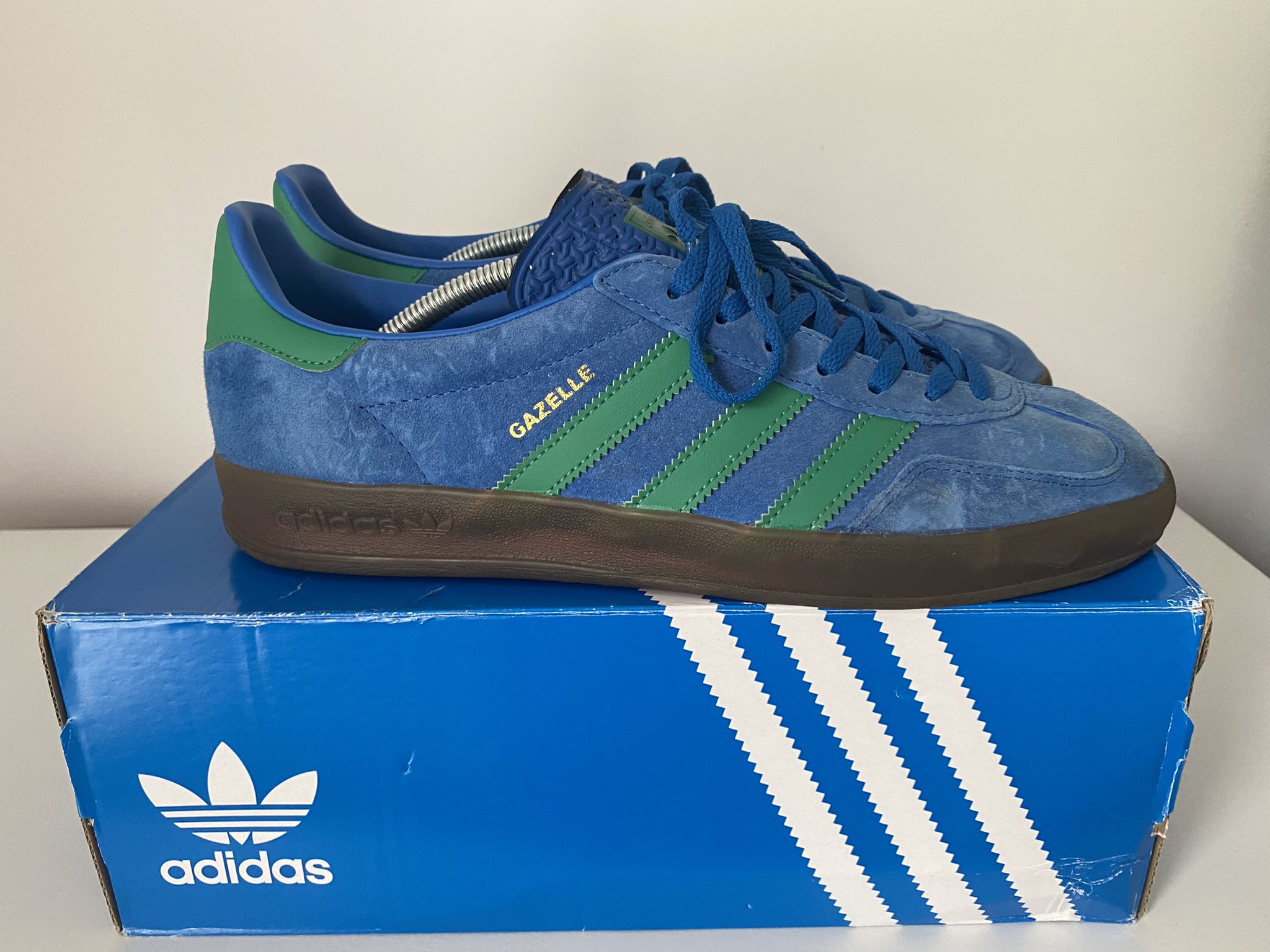 Adidas originals gazelle indoor trainer lush blue / bold green cheap