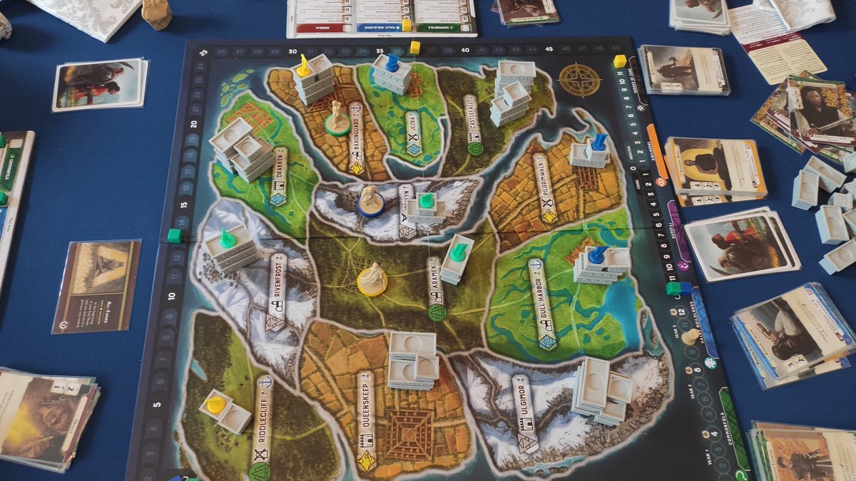 cadizestocolmo's tweet photo. Won #PathofLightandShadow on 2021-06-10 with 3 players, winning score: 128 #bgstats
La estrategia cruenta resultó victoriosa. (parece un himno de la Legión, mi malder) Mi mazo al final era de 14 cartas nada más y con solo 2 escudos, casi la lío. https://t.co/NDDigyqsrv