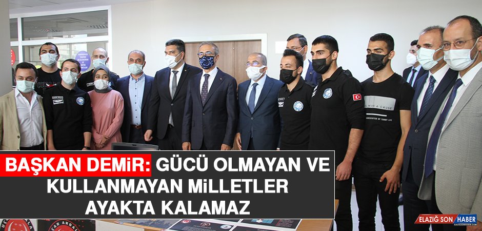 Başkan Demir: Gücü Olmayan ve Kullanmayan Milletler Ayakta Kalamaz

elazigsonhaber.com/gundem/baskan-…