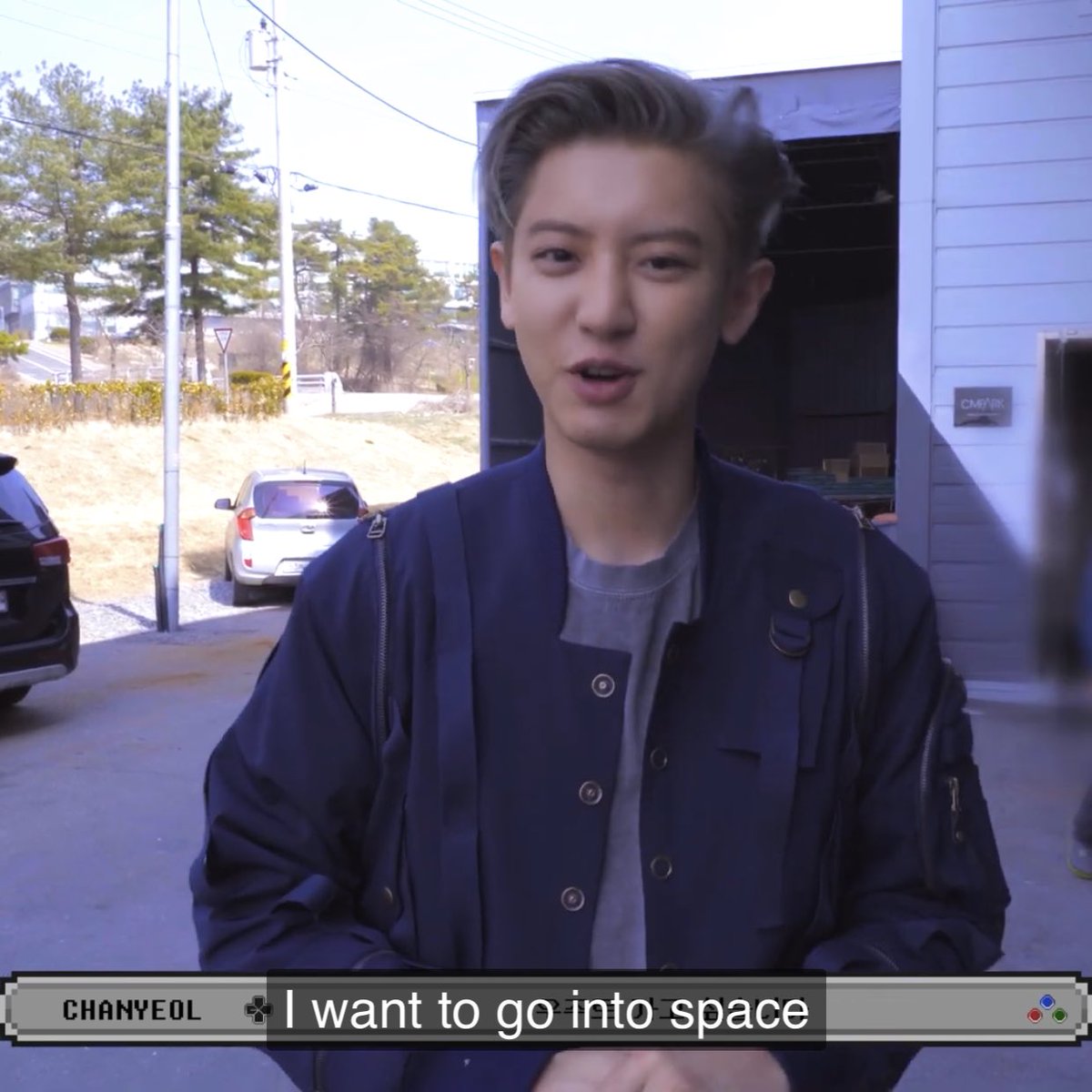 oshcuddles's tweet image. CHANYEOL REALLY WANTS TO GO TO SPACE. SOMEONE TAKE HIM THERE 😭