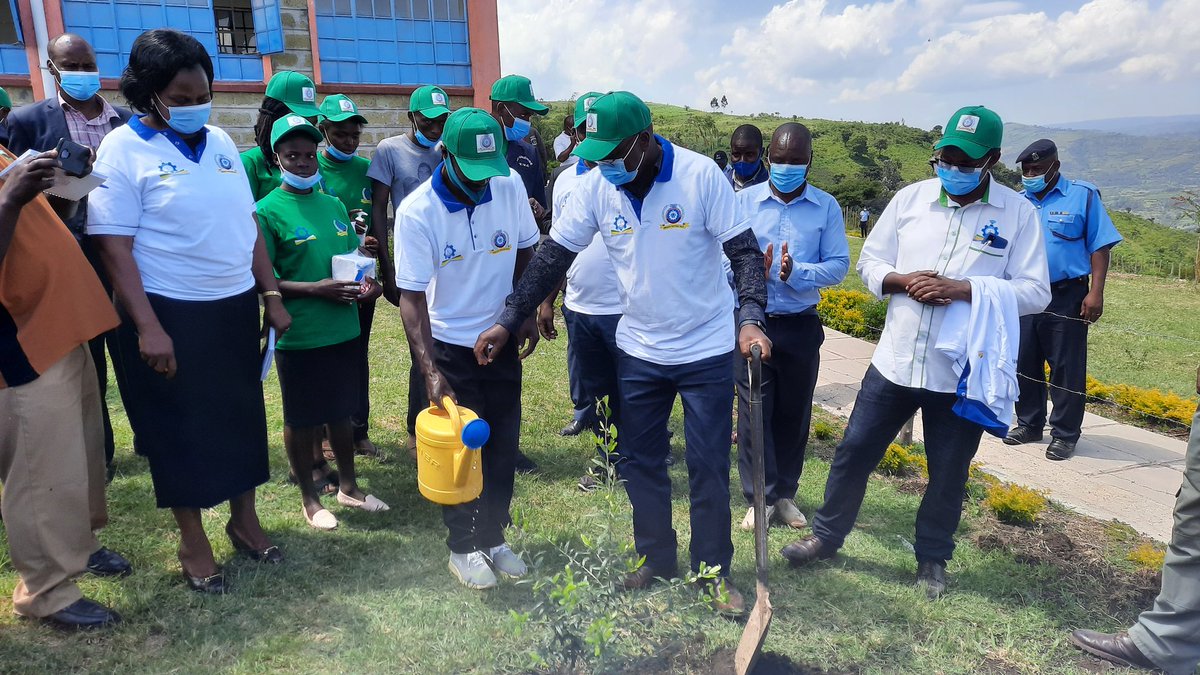 TVETAKenya's tweet photo. TVETA DG Dr. Langat joins Kipsinende staff, students and community to plant trees in the institution. This is in pursuant of Presidential directive to accelerate attainment of 10% tree cover by 2022. @TVETChat @Langat_Kipkirui @EduMinKenya @StateHouseKenya https://t.co/ccUIwCjAXo