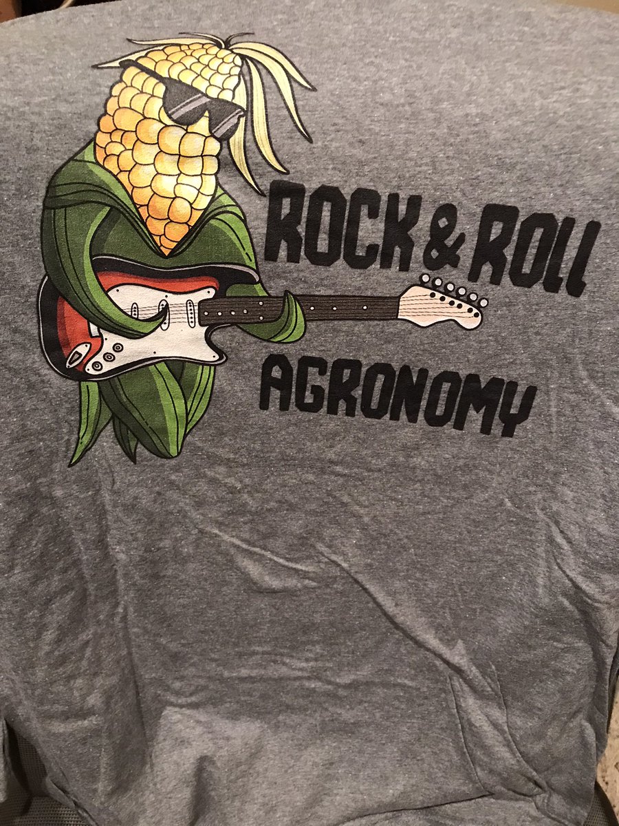RocknRollAgrnmy's tweet photo. Everyone who RT’s this poll 👇 will be eligible for a @RocknRollAgrnmy Drought Proof shirt. Every Like gets you in the drawing for a Wind Proof hat. (No Frost Proof shorts available at this time). https://t.co/9sogZ3OSOv