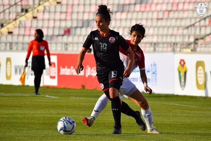 les_ltt's tweet photo. صور 📸 من مباراة المنتخب الوطني التونسي النسائي 🇹🇳🦅 ضد شقيقه الأردني 🇯🇴 البارحة في ستاد الملك عبد الله الثاني 🏟 يذكر ان منتخبنا فاز بنتيجة هدفين مقابل هدف.

Credit 📸 JFA &amp; Mala3eb

#JORTUN 🇯🇴🇹🇳 (1:2)
#Amical #FriendlyMatch https://t.co/6mvekUMXFp