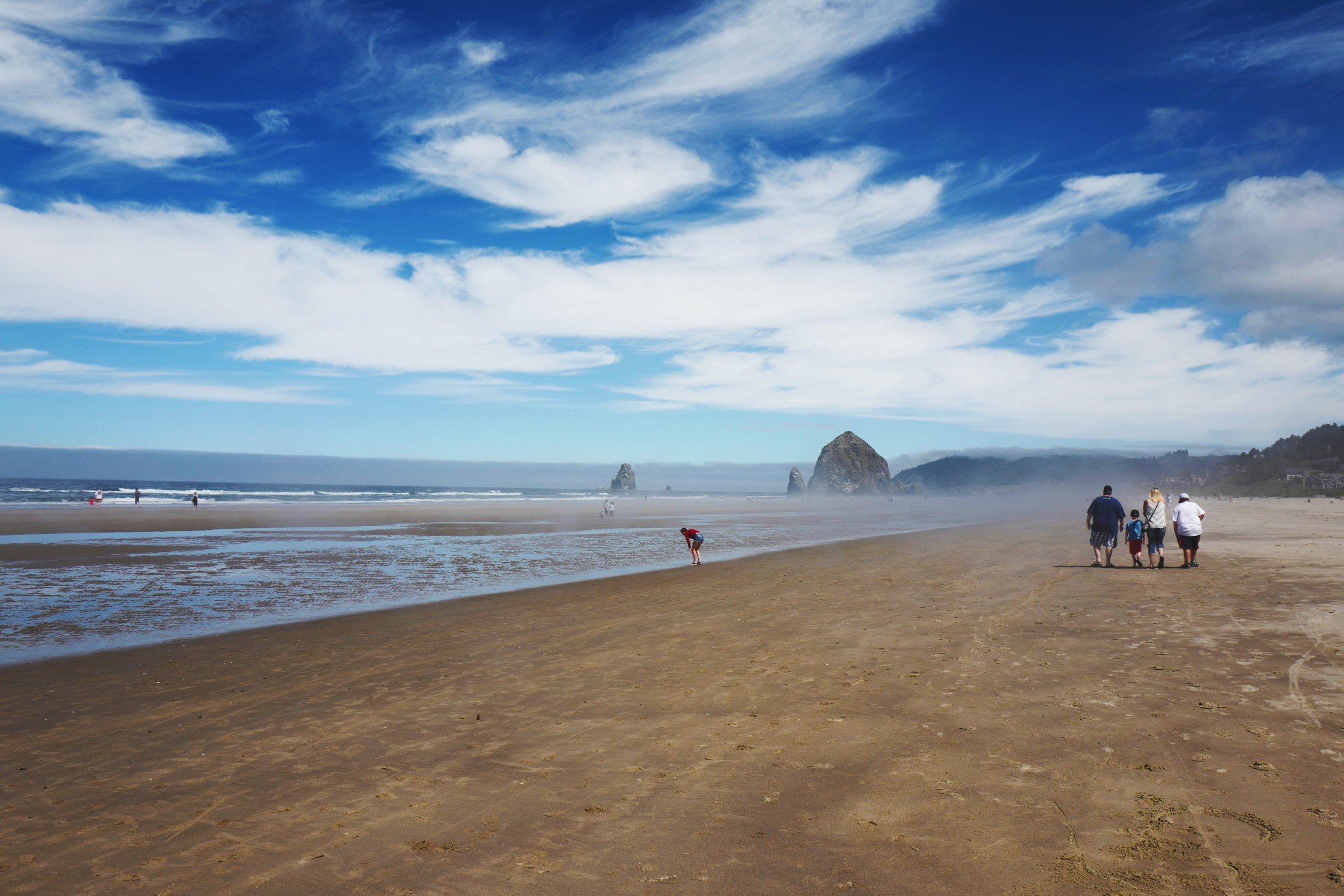 Portland Love 映画 グーニーズ のロケ地 キャノンビーチにある Haystack Rock ヘイスタック ロック グーニーズの宝の地図に指し示された あの３つの岩 そして 今日の金曜ロードショーは グーニーズ Goonies 観なきゃ Kinro Ntv