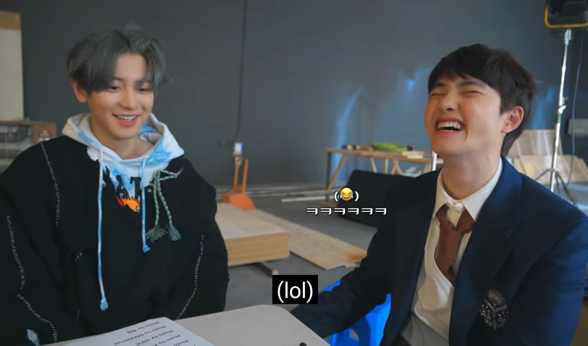 melikasooya's tweet photo. *زجه زدن برای خندشون.

@weareoneEXO 
@B_hundred_Hyun 
@layzhang https://t.co/C3NL46Jvnx