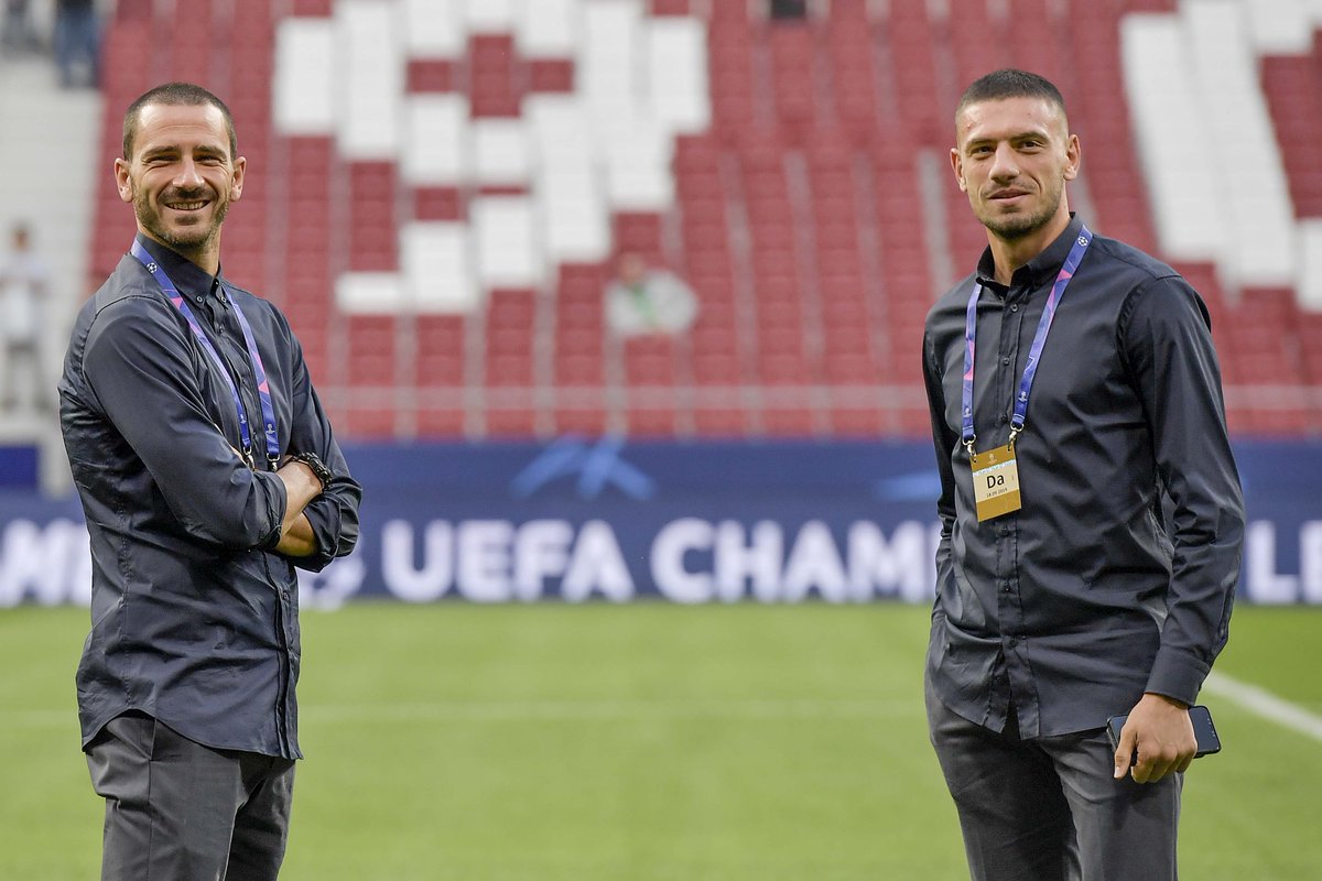 Italy or Turkey? 🤷‍♂️

#UCL x #EURO2020