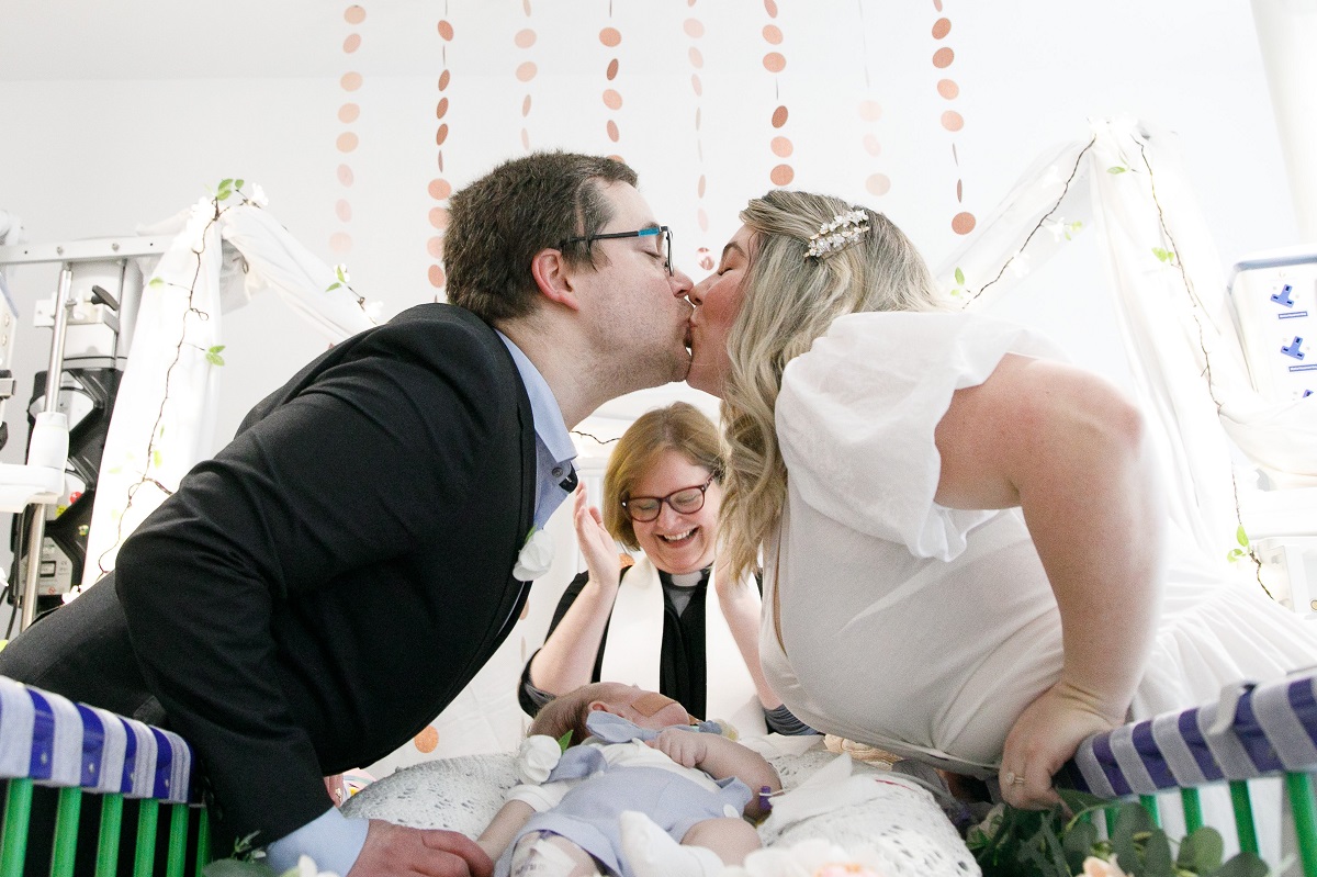 Sometimes, love just can't wait.💕
Our NICU team came together to make dreams come true for two incredible parents recently. Peata and Ash were married on Alligator ward, with a very special best man at their side:
gosh.nhs.uk/news/tying-the…