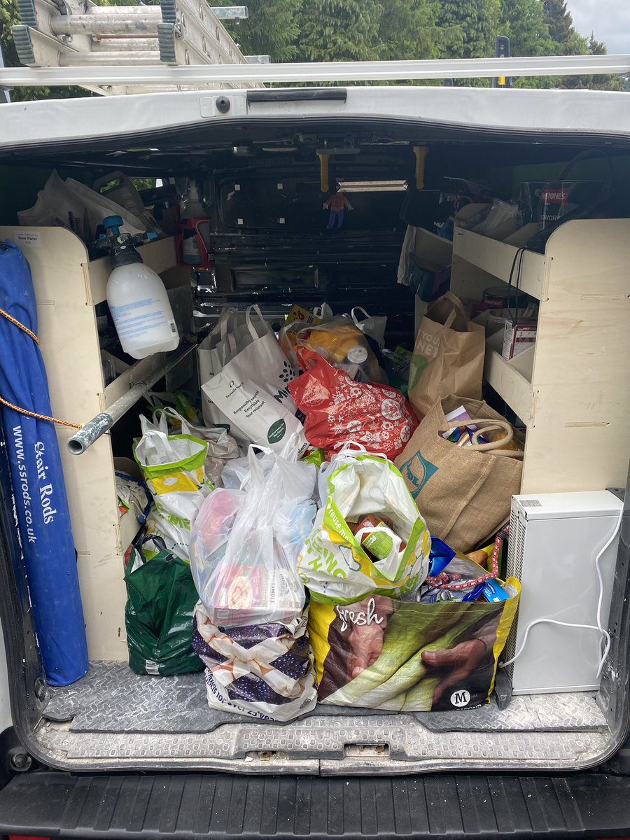 HUGE thank you to Katie and Matthew’s dad for dropping of our Foodbank collection. It very nearly didn’t all fit in the van! Thanks for your generous donations. #teamcaskie