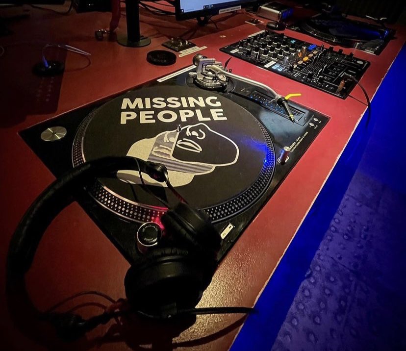 Thanks to all who locked on to <a href="/decadanceuk/">DECADANCE UK</a> last night. Tracklist will be up in the next few days, until then enjoy your weekends &amp; don’t do anything we wouldn’t! 🍻