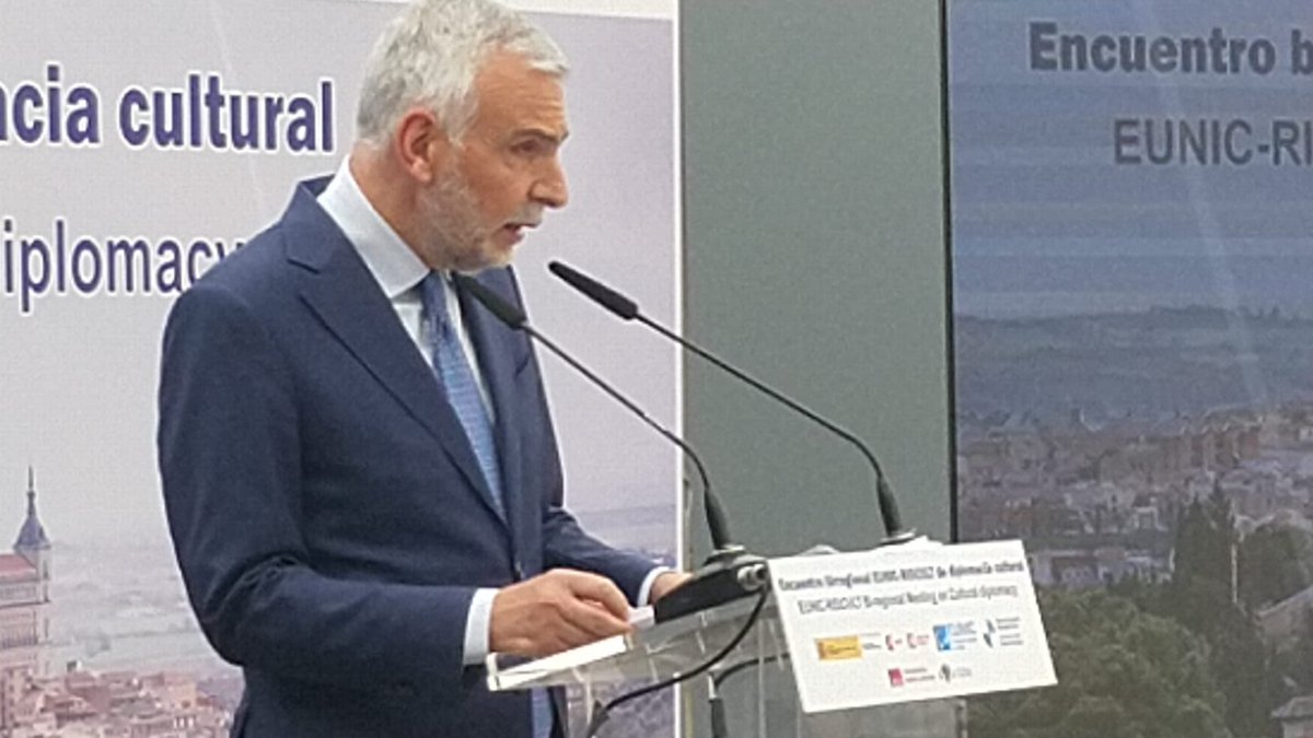 SanninoEU's tweet photo. La cultura va directo a las mentes y corazones de la gente. La diplomacia cultural se va a convertir en una prioridad para el @eu_eeas, es una gran herramienta para afrontar desafíos globales, promover el desarrollo sostenible, mostrar los beneficios de la democracia. 2/2 https://t.co/K2aMAiDbRx