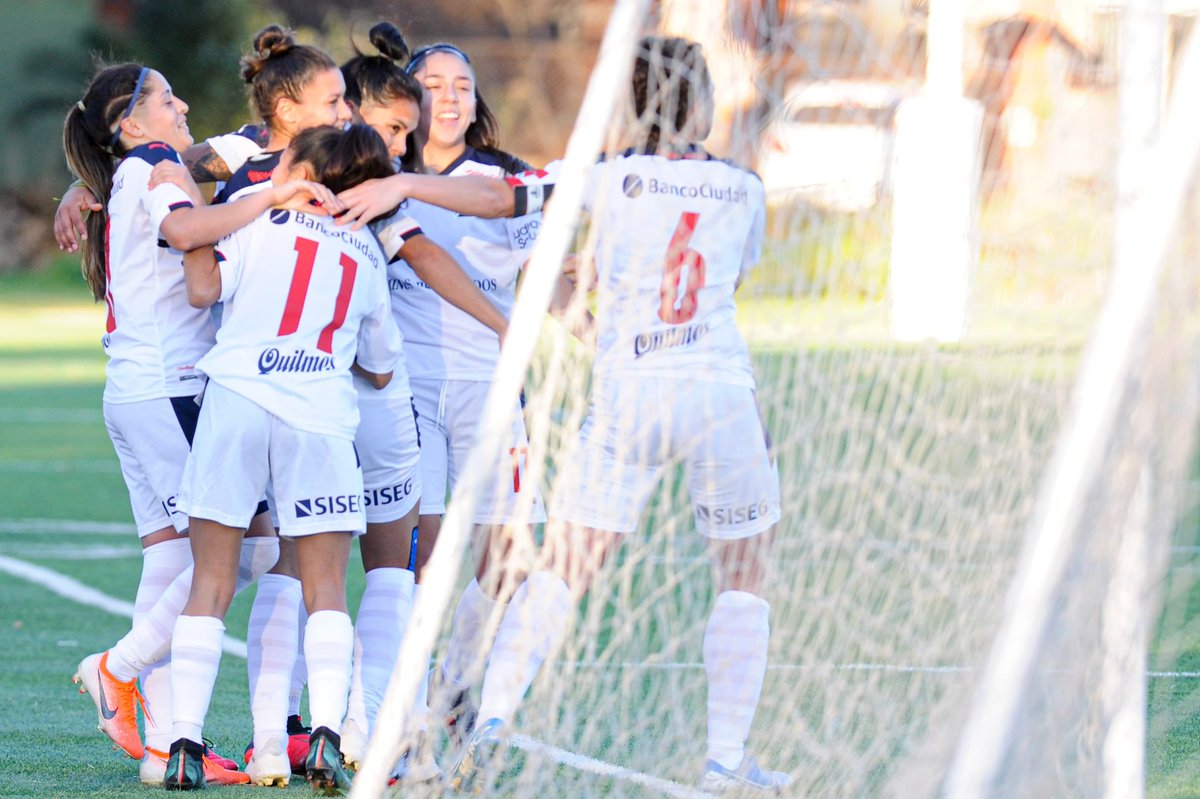 🤟 Todas Juntas‼️
📸 <a href="/PhBraicovich/">PH Braicovich</a>
.
.
#todorojo🔴 
#independiente 
#diablas