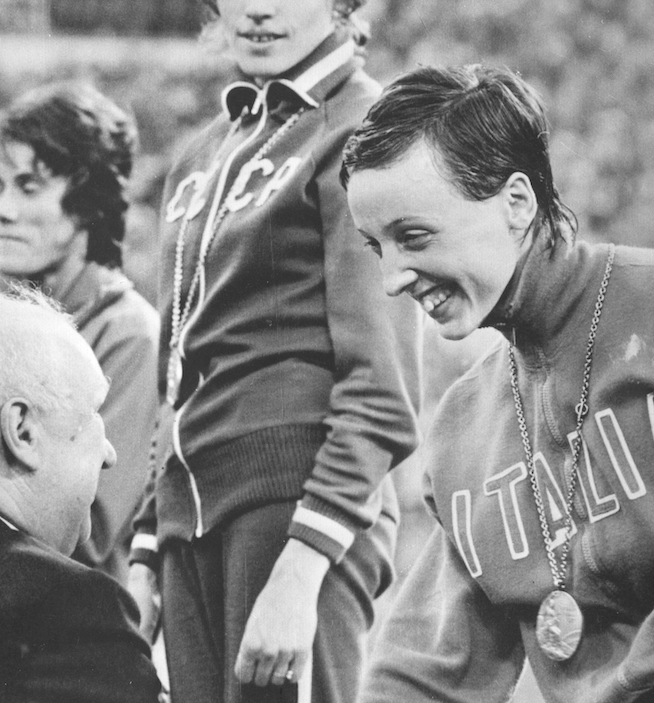 atleticaitalia's tweet photo. #atletica ⚫️ una tristissima notizia per l'atletica italiana, è scomparsa a 75 anni Paola Pigni, bronzo olimpico dei 1500 ai Giochi di Monaco 1972, icona del mezzofondo e di tutto sport italiano

LEGGI 👉https://t.co/nq1L05Au7w https://t.co/xXysyIHxJ7