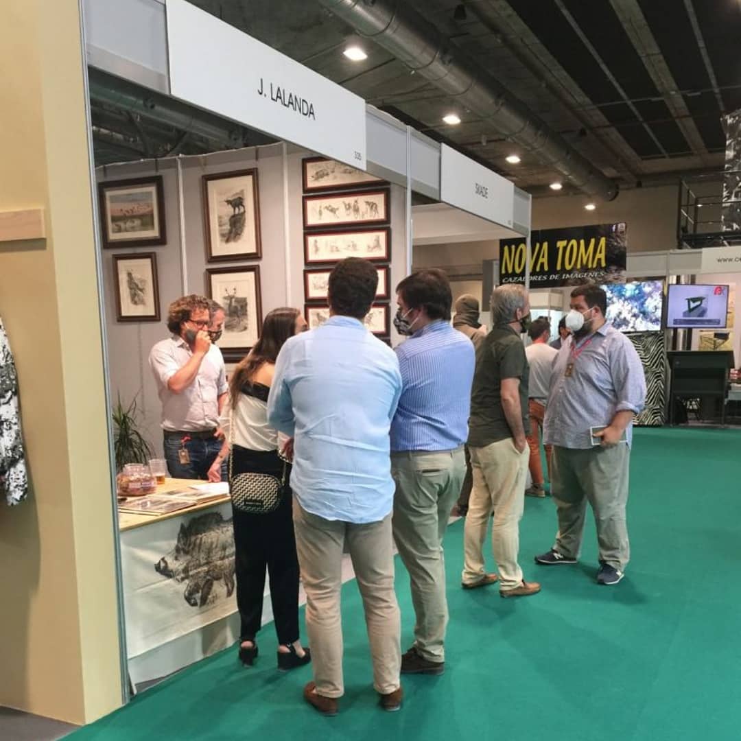 Estamos en @expo_cinegetica hasta el 13 de junio reencontrándonos con buenos amigos. ¡Aquí les esperamos! #cinegetica2021 #josechulalanda #jlalanda #caza #arte