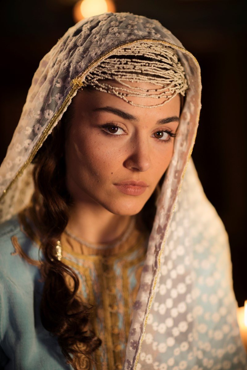 handegallery's tweet photo. 📸 Hande Erçel on promotional photos of Mest-i Aşk movie.

Check More: https://t.co/iRSP6IGtGp

#HandeErçel https://t.co/MxjHXCpEaF