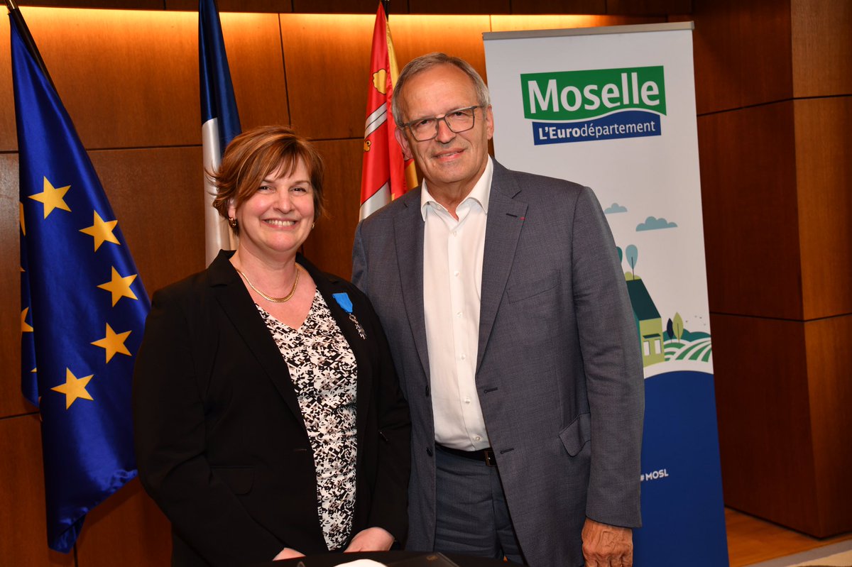 Remise de l’insigne de l’Ordre National du Mérite à Laurence Herr, Directrice de l’EHPAD Sainte-Madeleine