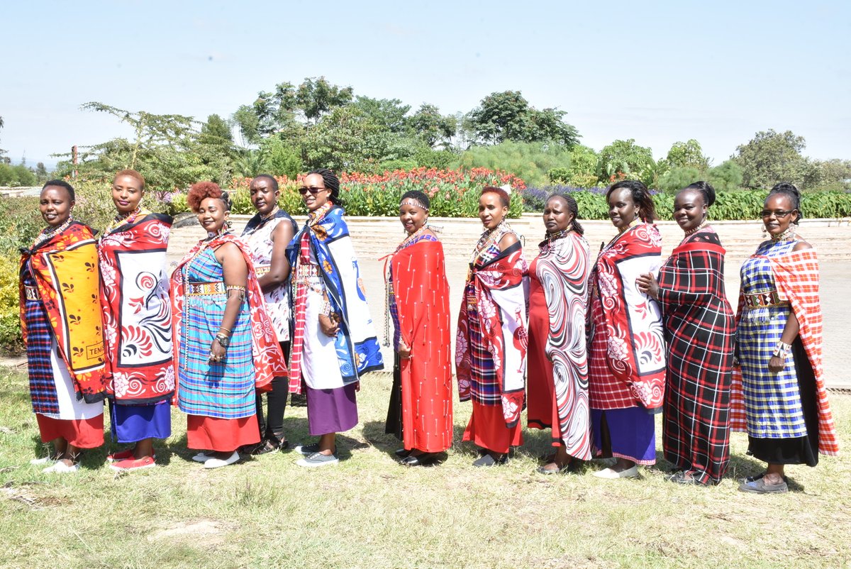 MMaraUniversity's tweet photo. We appreciate culture as a key asset in Knowledge Management. Directorate of Linkages, Marketing &amp; Public Relations rallied staff to value traditional African wear. @StateHouseKenya @EduMinKenya @ktikolo @NyangePatience @IamDavidBett @KENIAupdates @tccafrica @Albanus_10 @vwgrs https://t.co/BD9hWvEieg