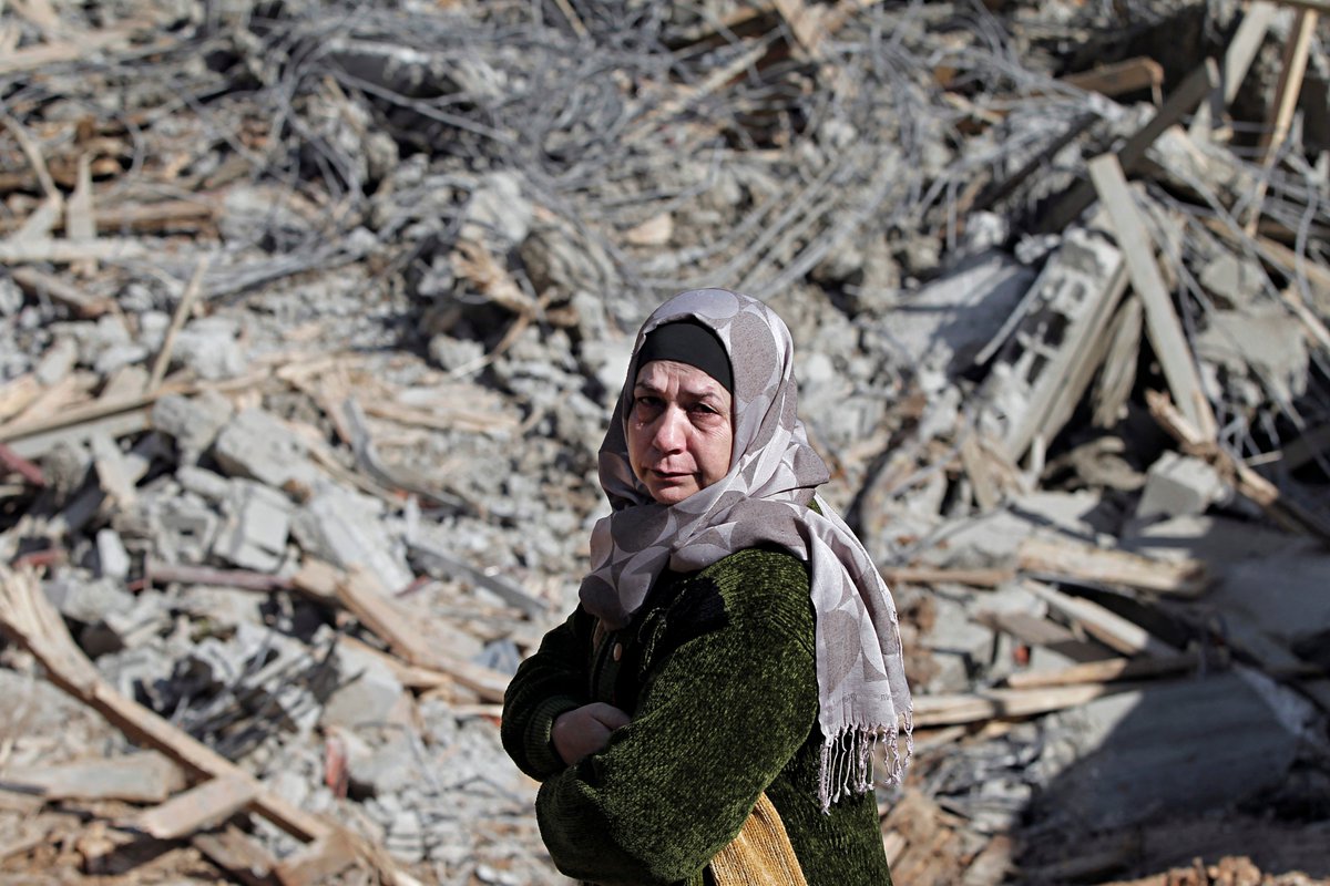 ajplus's tweet photo. Israel this week ordered 1,500 Palestinians in occupied East Jerusalem to evacuate and demolish their homes in 21 days — or pay the cost of Israel destroying them.

The houses are in al-Bustan, #Silwan, where Israeli settlers are trying to force 100+ families out to build a park. https://t.co/vl7vs5UFjj