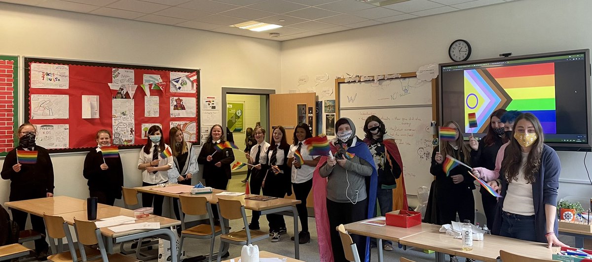 LornshillLGBT's tweet photo. One of our pupils Ace decided to buy 100 pride flags and share them throughout the school for their last day at @Lornshill 🏳️‍🌈 #Pride2021 #pride #unitedineffort https://t.co/LAmYbSDpDj