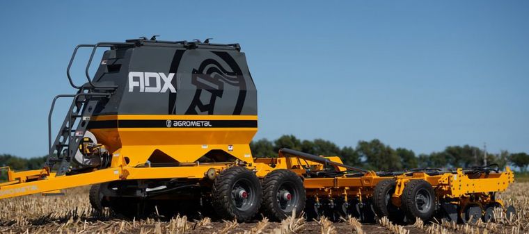 Agrometal ADX: aumentar la rentabilidad desde la siembra

<a href="/Cadena3Com/">Cadena 3 Argentina</a>

Elegir la sembradora correcta es crítico para tener buenos rindes a cosecha, <a href="/AgrometalArg/">Agrometal</a> ofrece la #AgrometalADX, para obtener los mejores resultados con un menor costo operativo.

👉 bit.ly/3pH8oWw