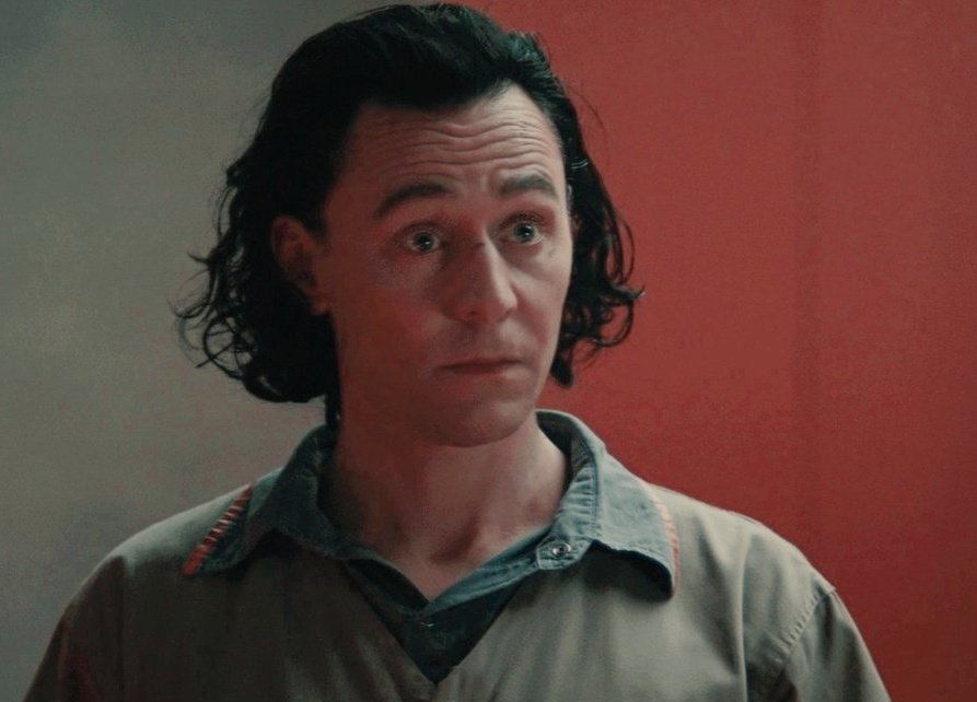 Best of Tom Hiddleston tweet media